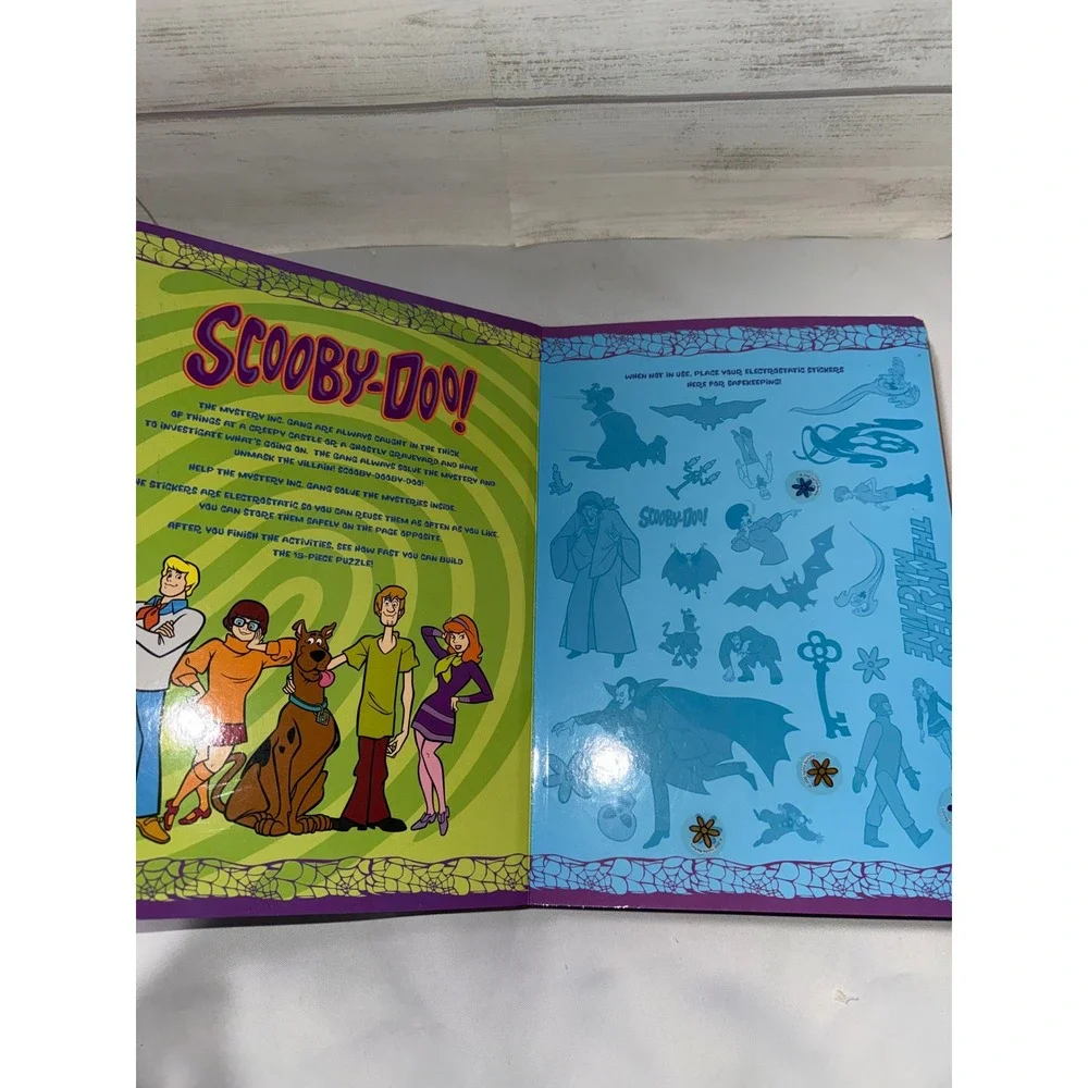 Scooby-Doo Activity Book‎ & Floor Puzzle 2006 Reusable Stickers Mystery Inc